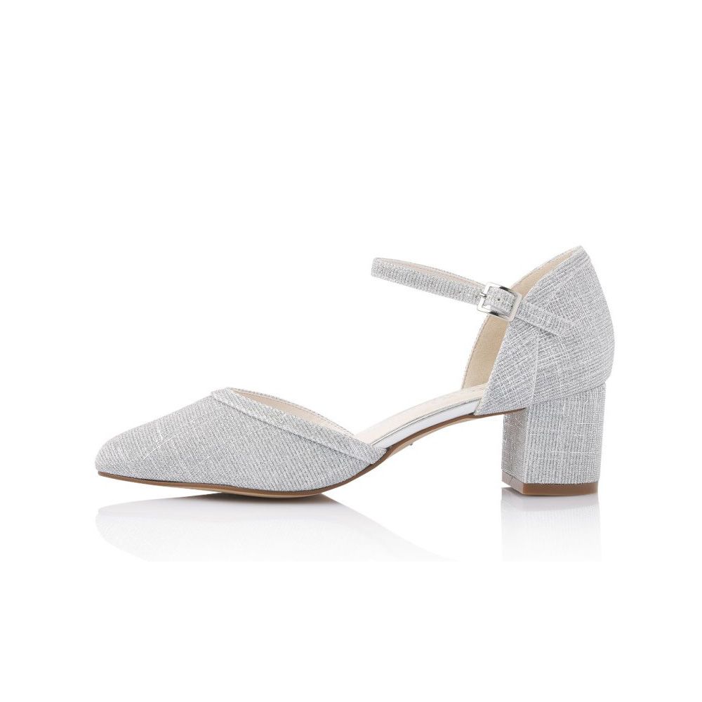 zijaanzicht van de Zilverkleurige Metallic schoen met middelhoge blokhak van 5cm