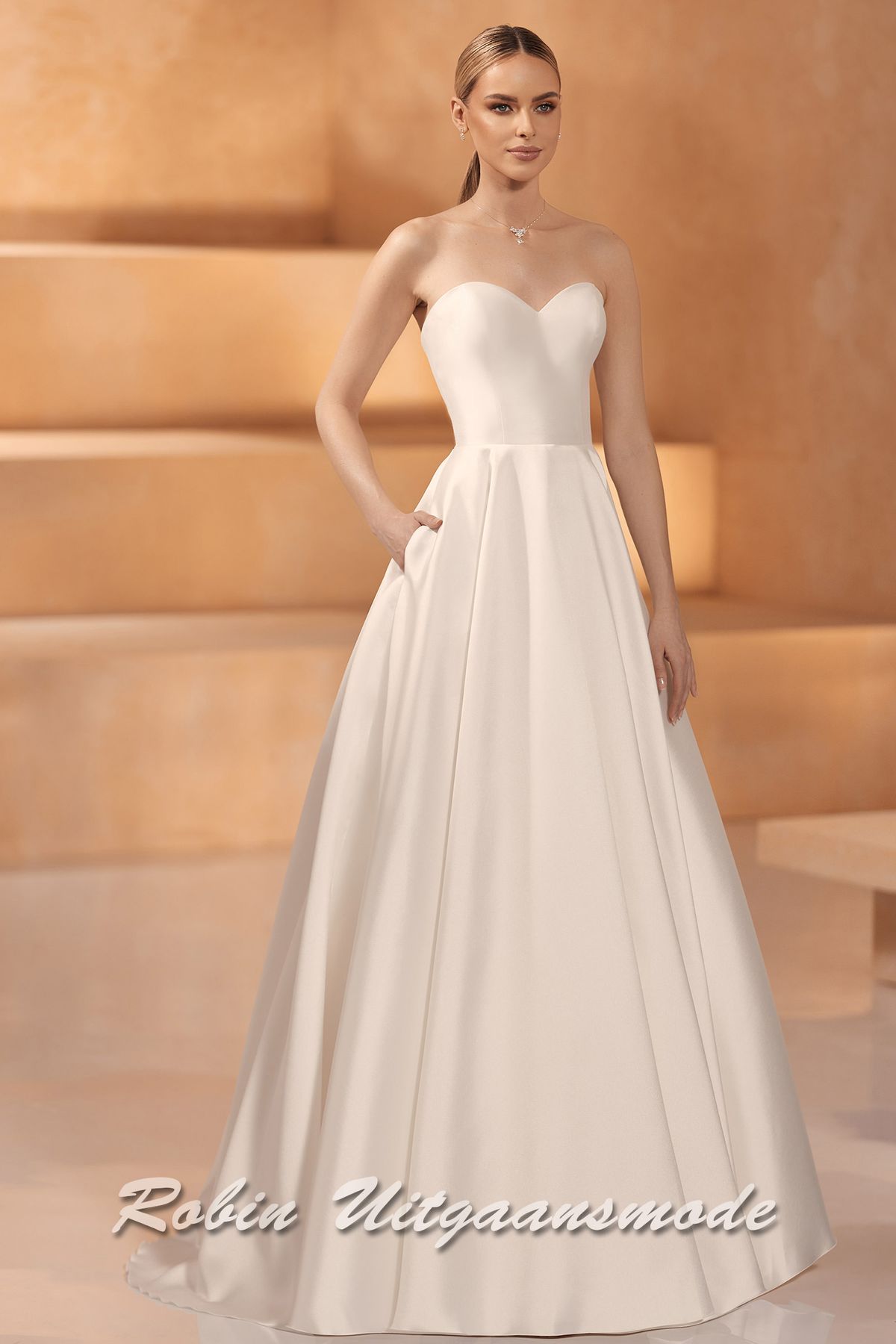 Strapless trouwjurk met heartshape top, een A-lijn rok van een hoge kwaliteit mikado stof