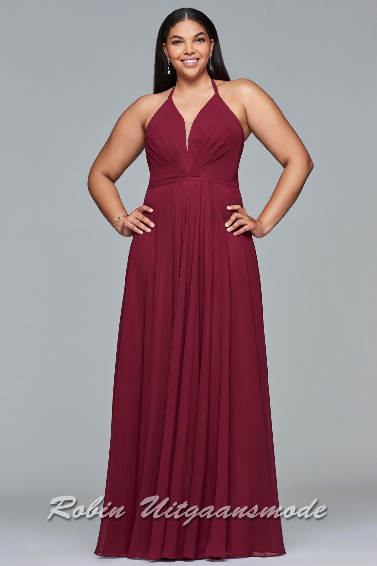 Moderne plus size galajurken in soepel vallende stoffen