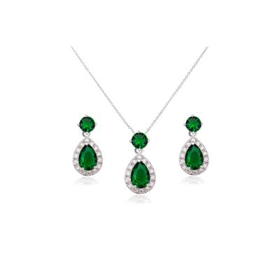 Sieraden set met peervormige hangers en groen zirkonia