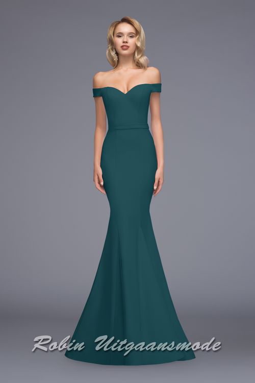 Jagersgroene Off-shoulder galajurk met zeemeermin rok, een sleep en lijfje met heartshape bustelijn en smalle riem.