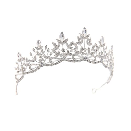 Koninklijke Tiara met helder geslepen kristallen