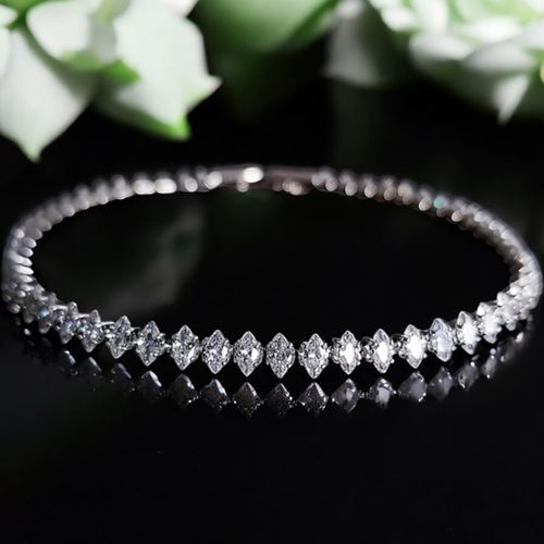 Fijne armband met marquise geslepen kristallen