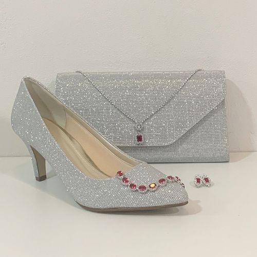 Zilver glitter accessoires om je outfit mee af te stylen