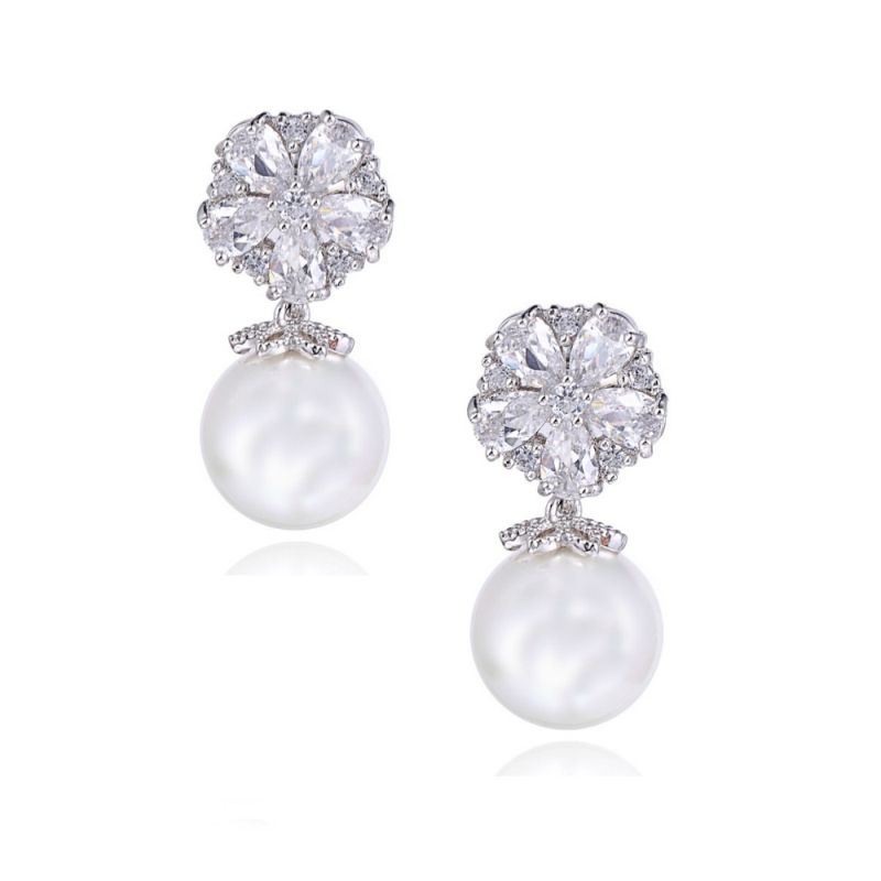 Glamour parel oorbellen met zirkonia kristallen