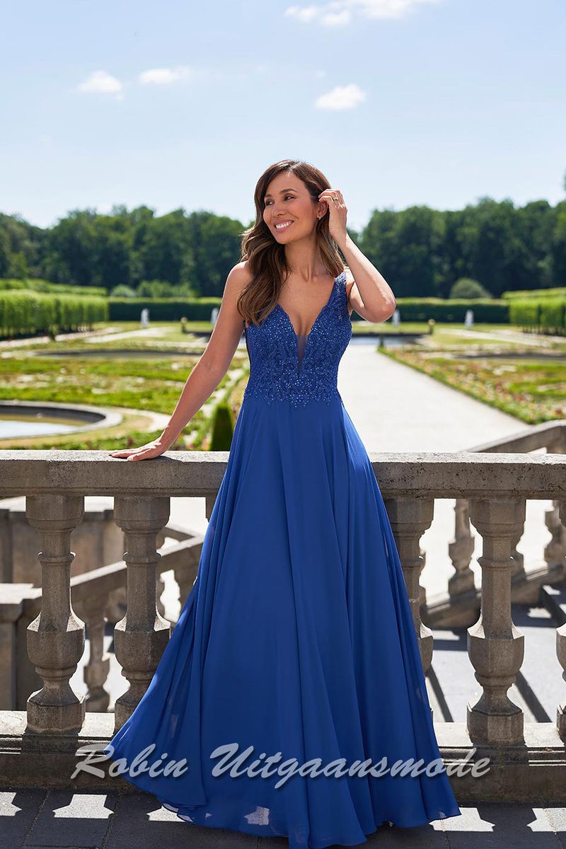 Royalblauwe Galajurk met heartshape halslijn, kanten lijfje met kralen