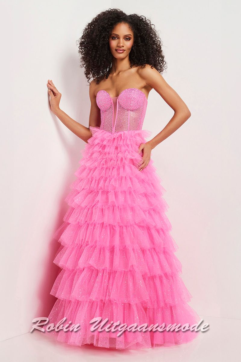 Roze Galajurk met strapless glitter top heartshape bustelijn en tule laagjes rok met extra schittering