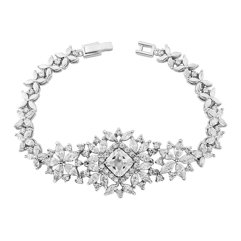 Statement armband met zilvergekleurde strass