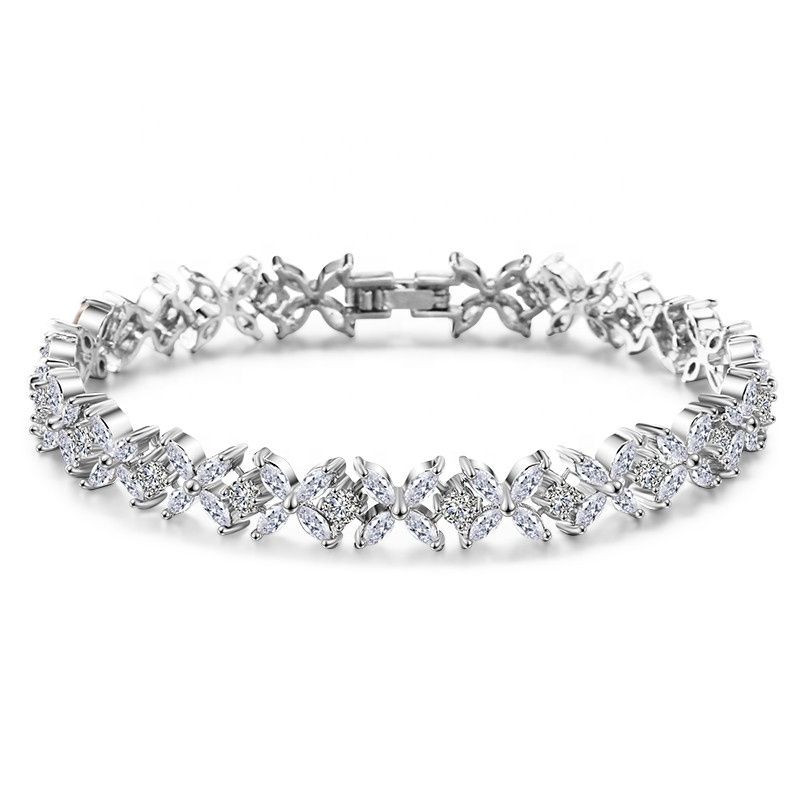 Zirkonia schakelarmband met heldere kristallen