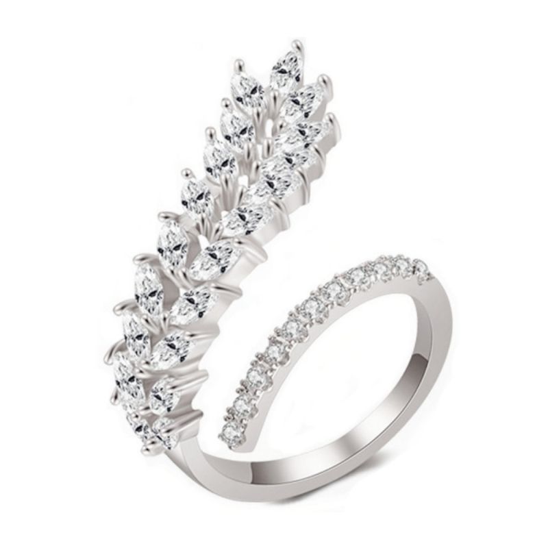 Statement ring met zilveren strass steentjes